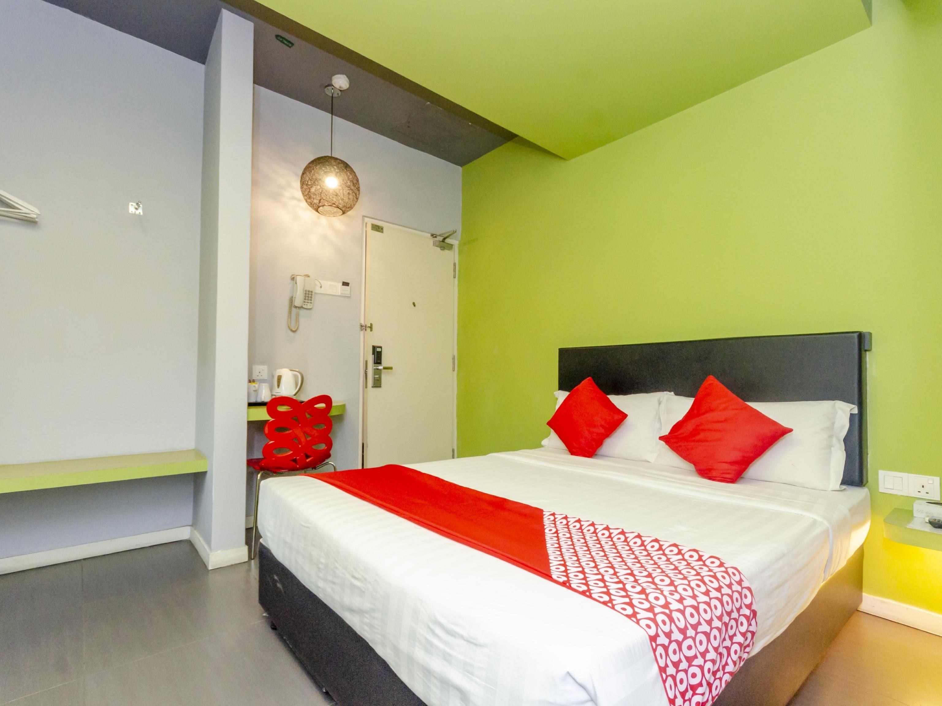 Oyo 317 Citytop Hotel Cheras Exterior photo