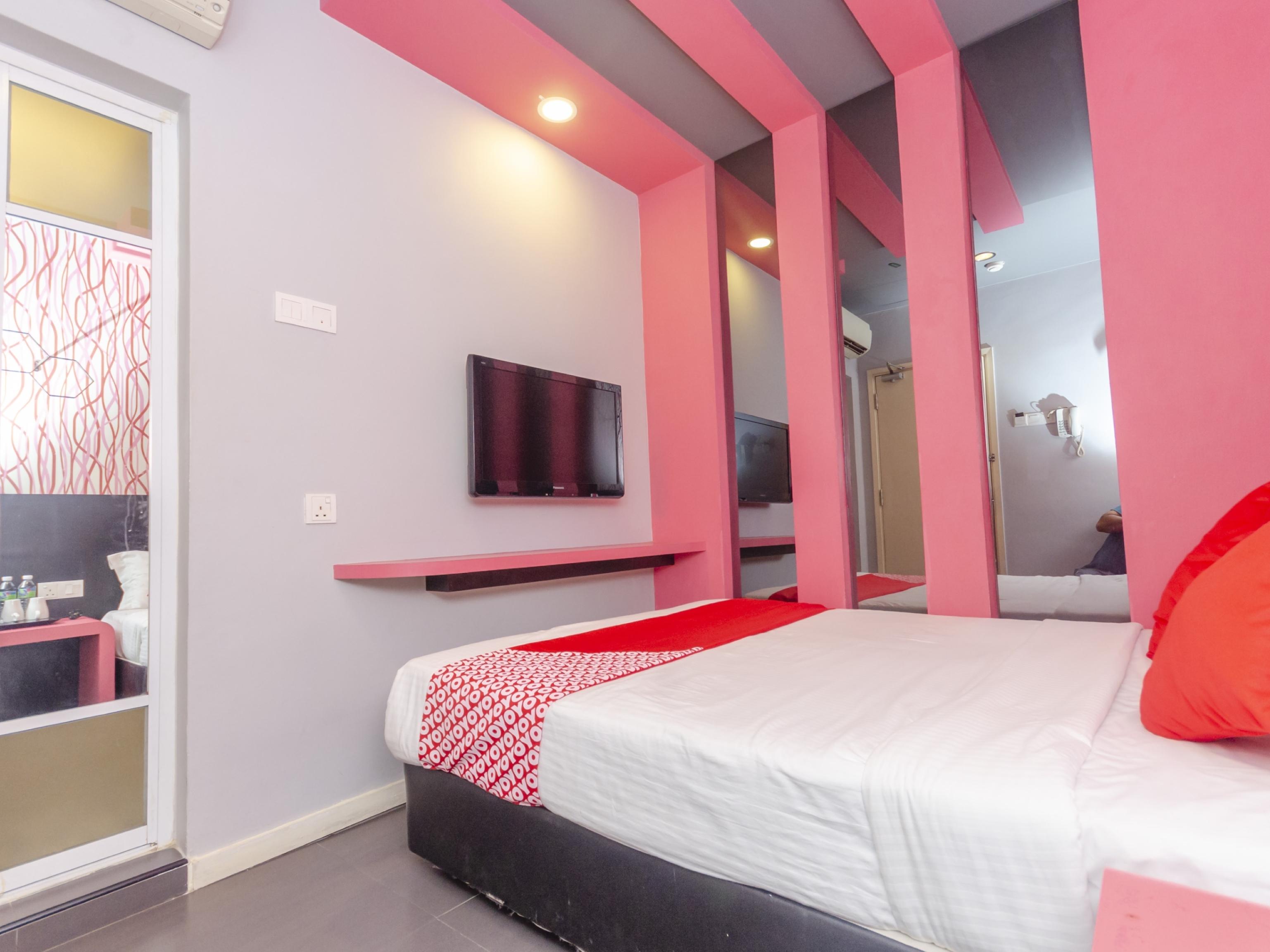 Oyo 317 Citytop Hotel Cheras Exterior photo