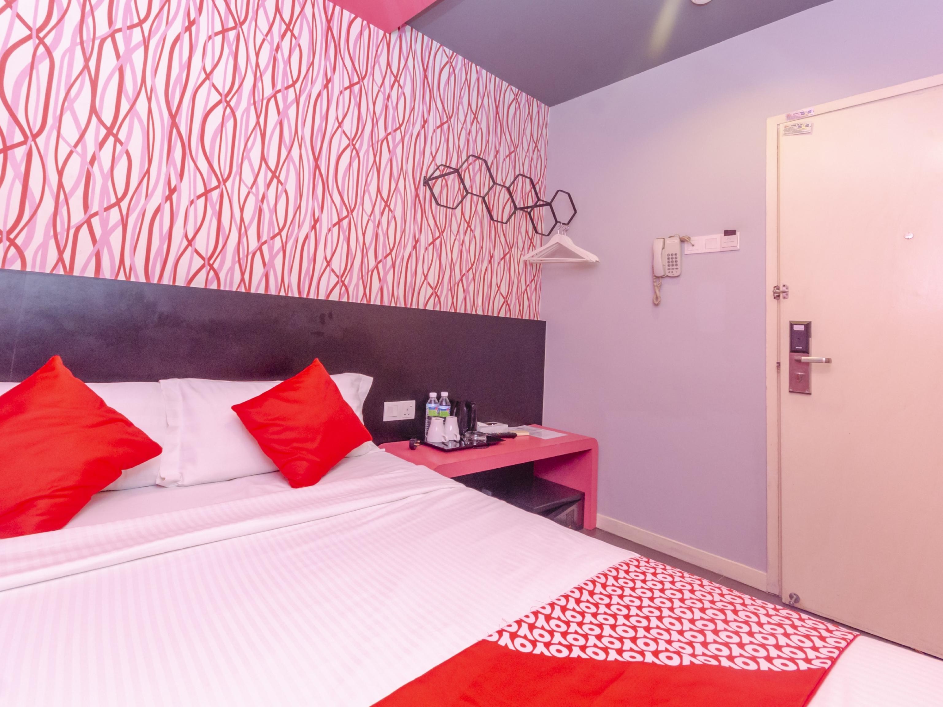 Oyo 317 Citytop Hotel Cheras Exterior photo