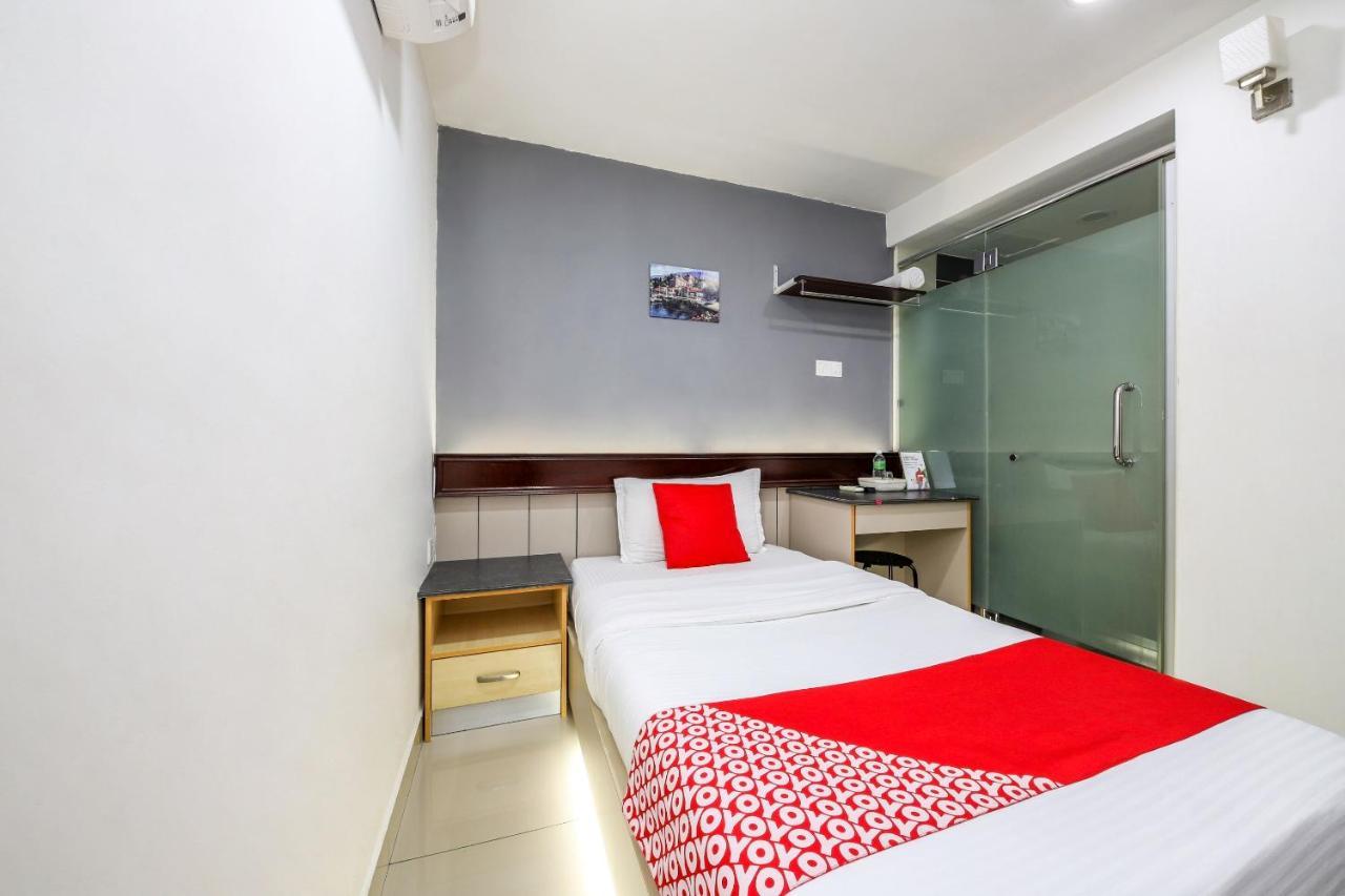 Oyo 317 Citytop Hotel Cheras Exterior photo