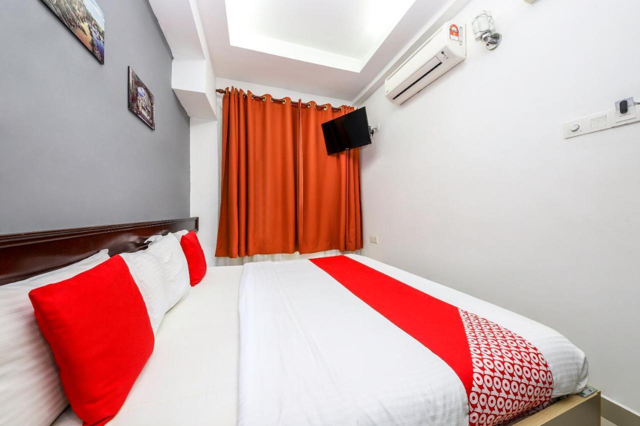 Oyo 317 Citytop Hotel Cheras Exterior photo